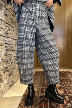 Prince of Wales Check Scuba Stretch Barrel Pant Black