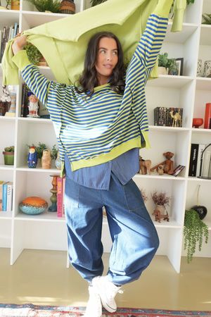 Sunday Morning Chill Sweatshirt Lime & Navy