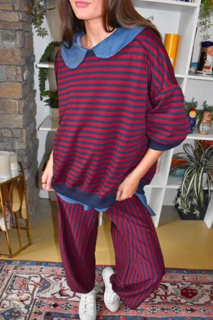 Sunday Morning Relaxed Sweatshirt Navy & Burgundy