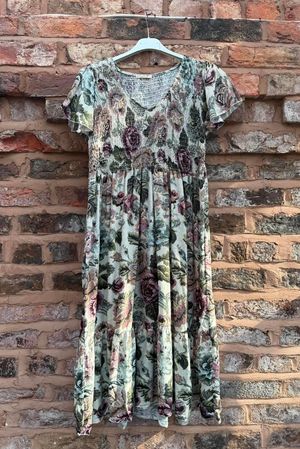 Tapestry Print Sheering Midi Dress Plum & Moss