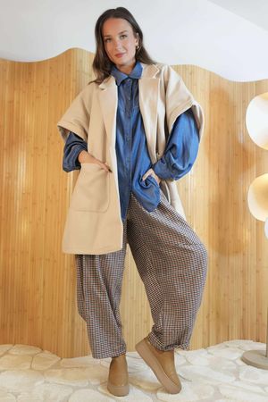  Tenby Claudia Cap Sleeve Coat Stone /9