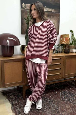 The Sunday Morning Stripe V Slouch Sweatshirt Burgundy Blush