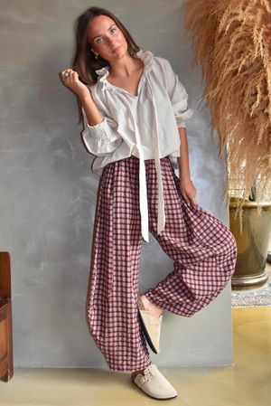 Vivienne Plaid 7/8 Barrel Pant Damson & Blush