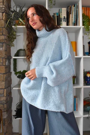 Winnie Oversized Knit Baby Blue