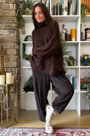 Winnie Oversized Knit Chocolate 