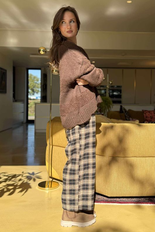 Bertie Boucle Stripe Slouch Knit Chocolate /13=