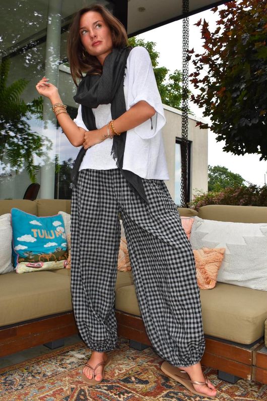 Agnes Cotton Gingham Balloon Cuff Pant Black Grey