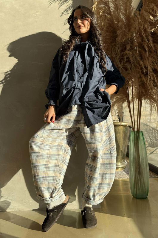 Agnes Plaid Brushed Cotton Barrel Pant Blue 