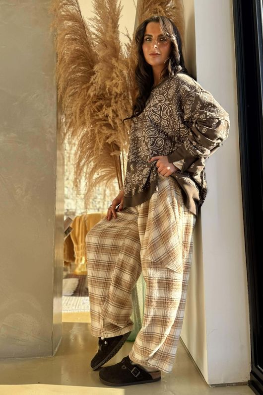 Agnes Plaid Brushed Cotton Barrel Pant Camel 