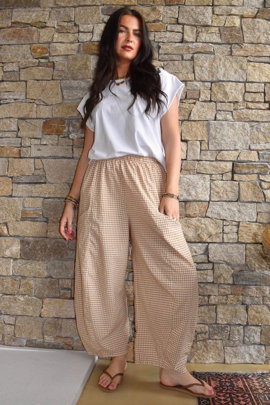 Arbi Gingham Relaxed Barrel Pant Camel