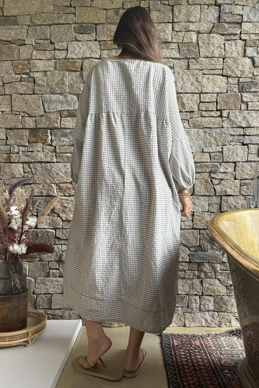 Arbi Gingham Artist Peasant Dress Mocha