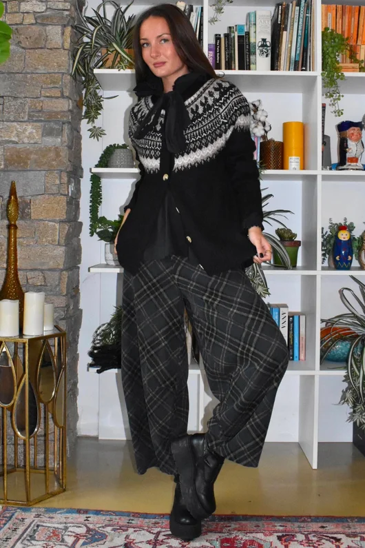 Arbi Needlecord Tartan Barrel Pant Charcoal