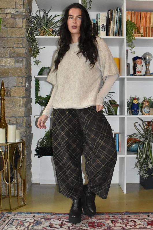 Arbi Needlecord Tartan Barrel Pant Coffee Bean
