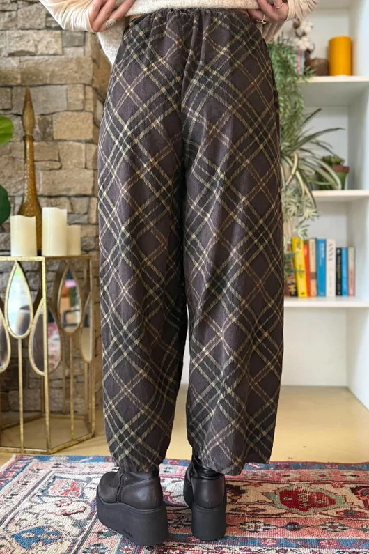 Arbi Needlecord Tartan Barrel Pant Coffee Bean