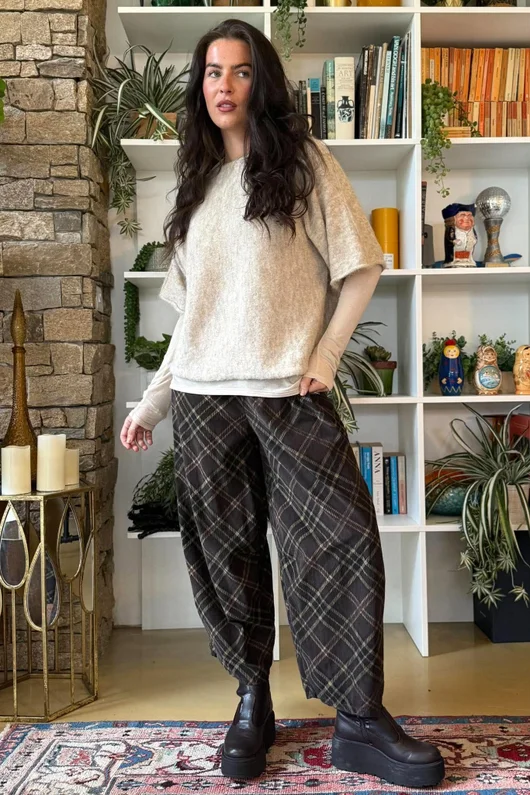 Arbi Needlecord Tartan Barrel Pant Coffee Bean