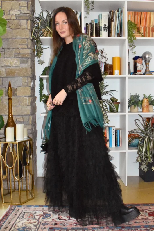 Babushka Folke Embroidery Shawl Scarf Green