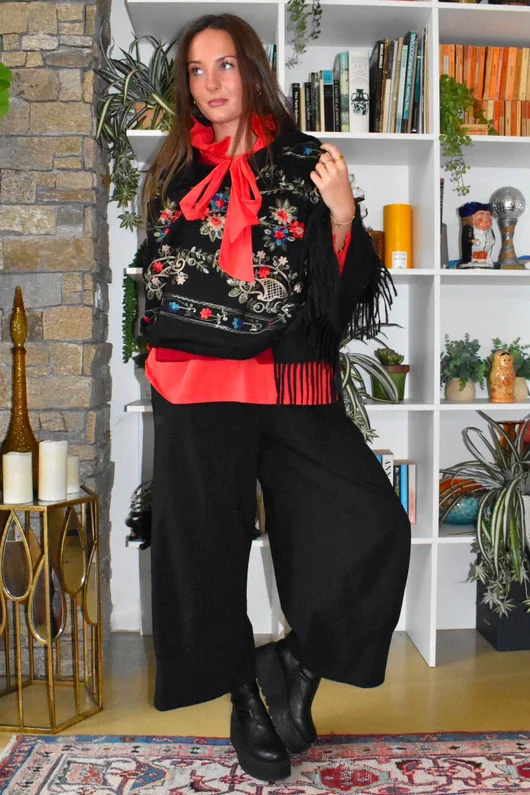 Babushka Folke Embroidery Shawl Scarf Black