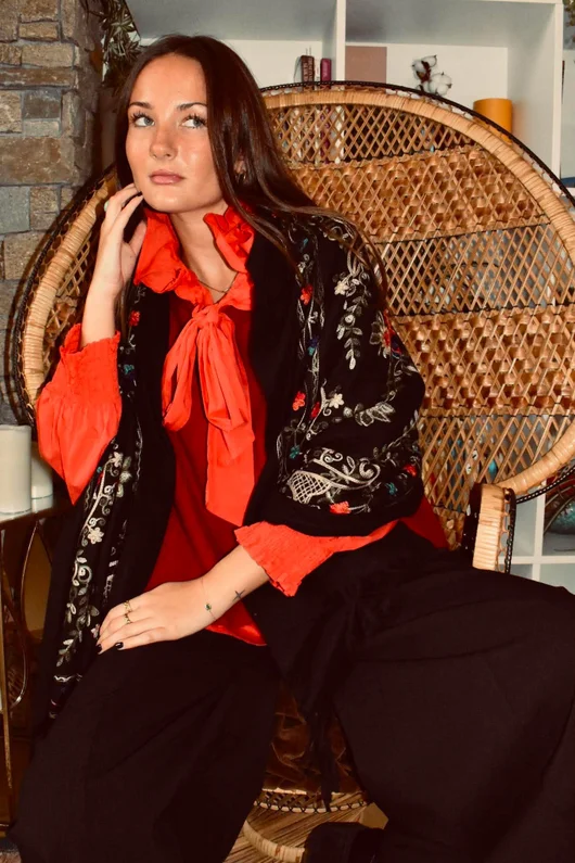 Babushka Folke Embroidery Shawl Scarf Black