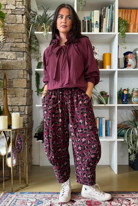 Bateau Needlecord Leopard Quirky Tapered Barrel Pant Aubergine