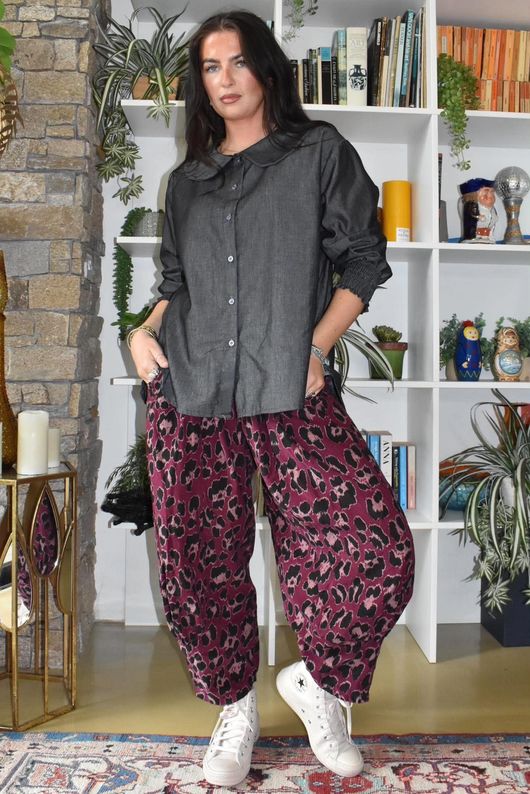 Bateau Needlecord Leopard Quirky Tapered Barrel Pant Aubergine
