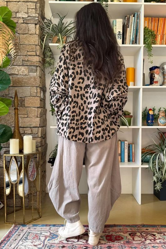 Bateau Needlecord Leopard Shacket Mocha