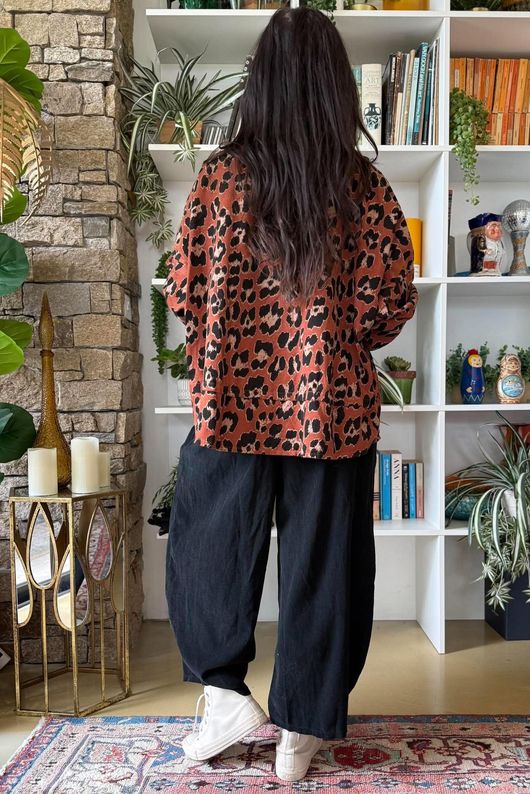 Bateau Needlecord Leopard Shacket Rust