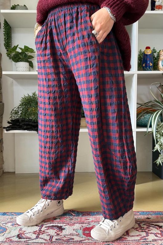 Bibi Gingham 7/8 Barrel Pant Burgundy