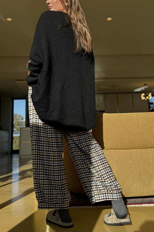 Big Softie Ombre Heart Slouch Knit Jumper Black