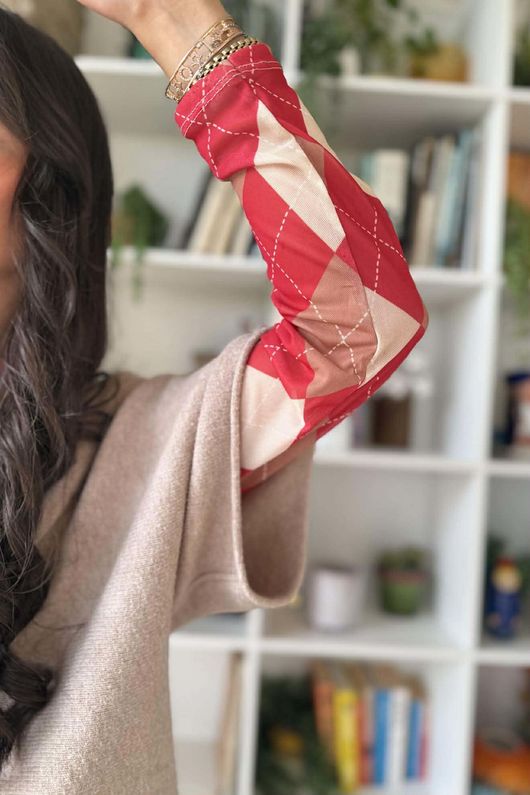 Bobby Mesh Layering Top Argyle B Soft Red