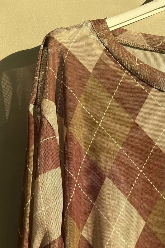 Bobby Mesh Layering Top Argyle Chocolate