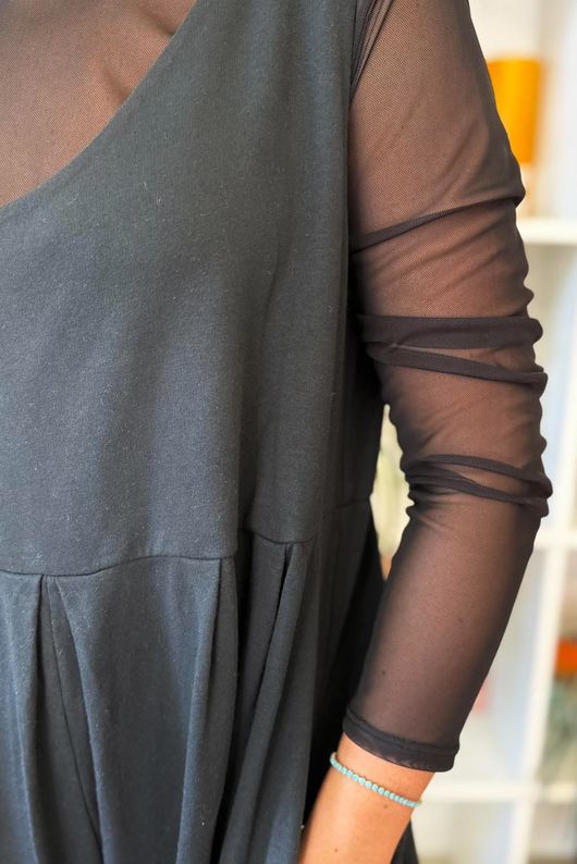 Bobby Mesh Layering Top Plain Black 