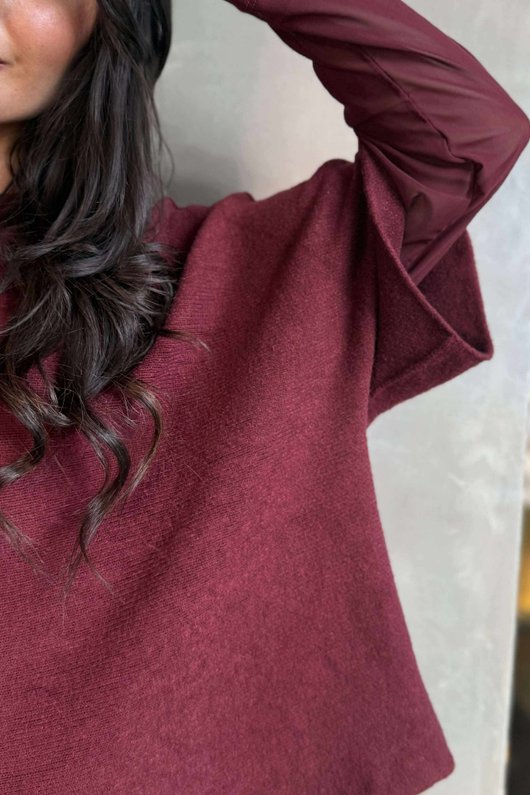 Bobby Mesh Layering Top Burgundy /14=