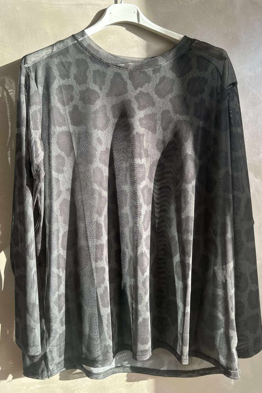 Bobby Mesh Layering Top Leopard Khaki /20 pre order due approx 5 days