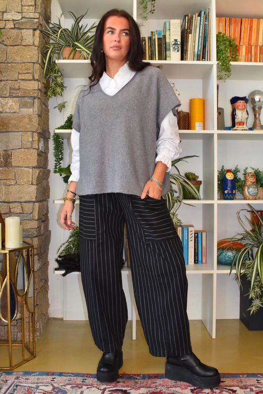 Burlington Stretch Button Pocket Barrel Pant Black