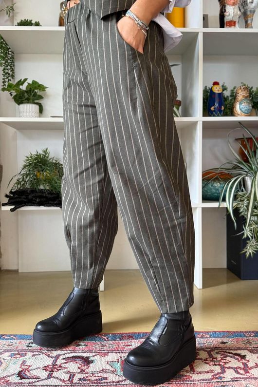 Burlington Stretch Carrot Leg Trouser Dark Khaki