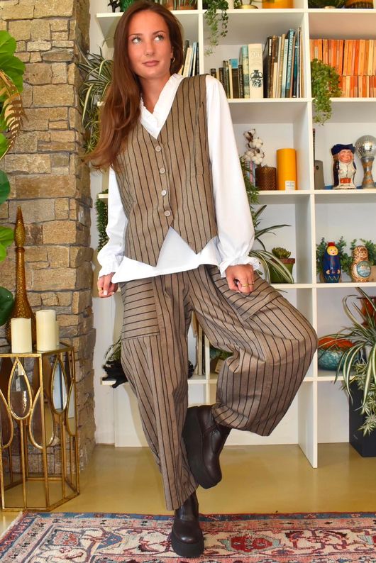 Burlington Stretch Carrot Leg Trouser Earth