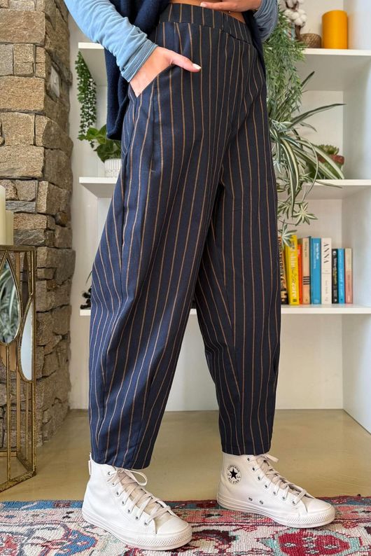 Burlington Stretch Carrot Leg Trouser Navy