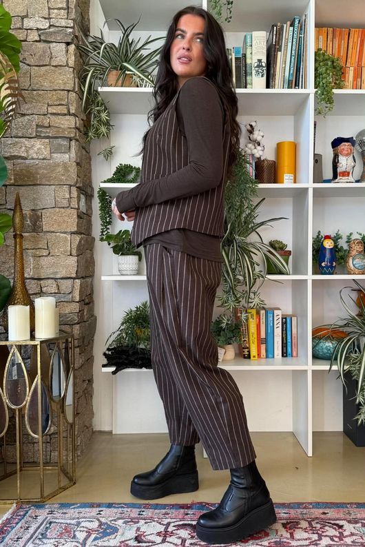 Burlington Stretch Waistcoat Coffee Bean