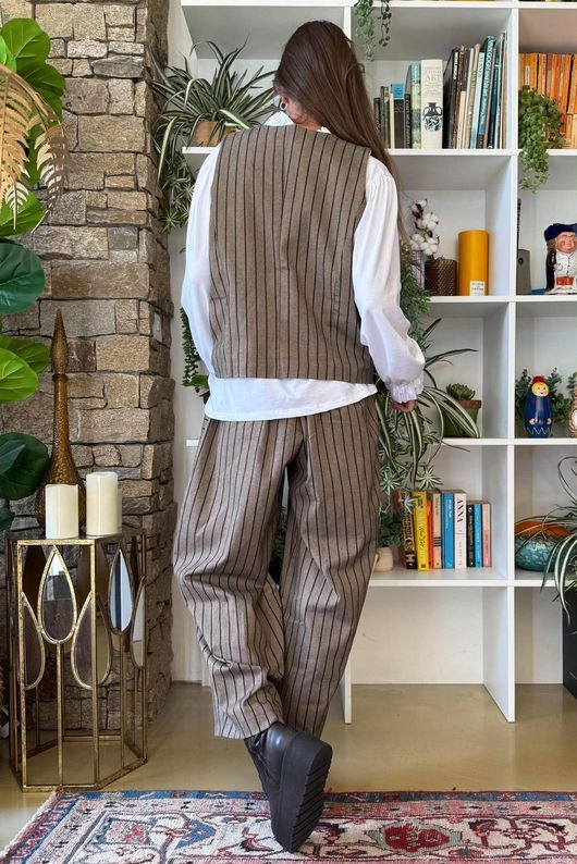 Burlington Stretch Waistcoat Earth