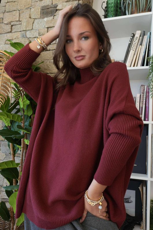 Charli Honeycomb Oversized Turtle Knit Burgundy
