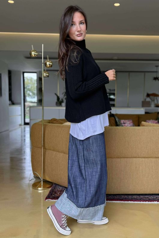 Conrad Classic Turtle Neck Knit Black /15=