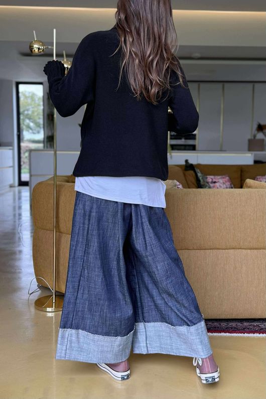 Conrad Classic Turtle Neck Knit Black /15=