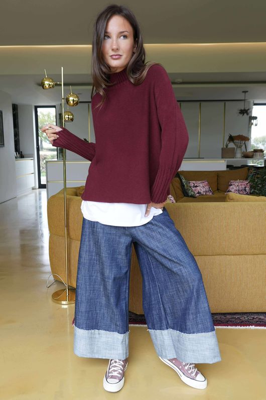 Conrad Classic Turtle Neck Knit Burgundy - 