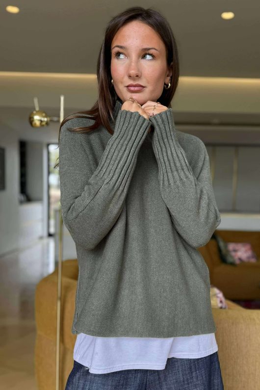 Conrad Classic Turtle Neck Knit Khaki -