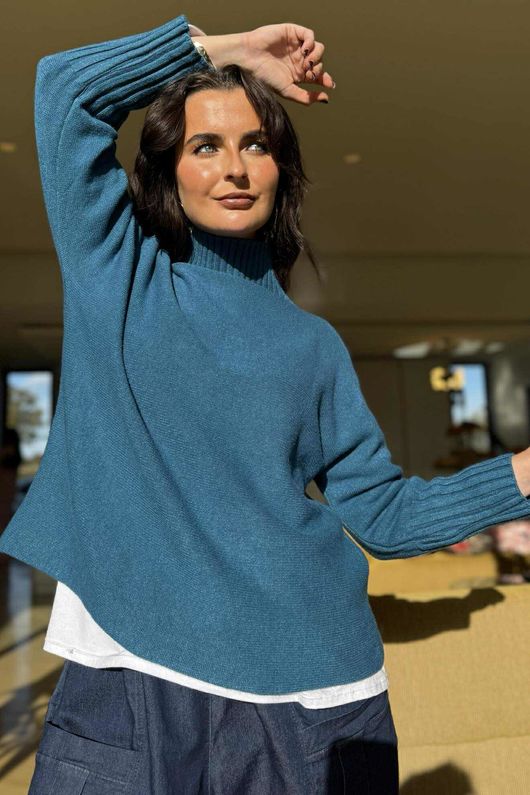 Conrad Classic Turtle Neck Knit Lagoon
