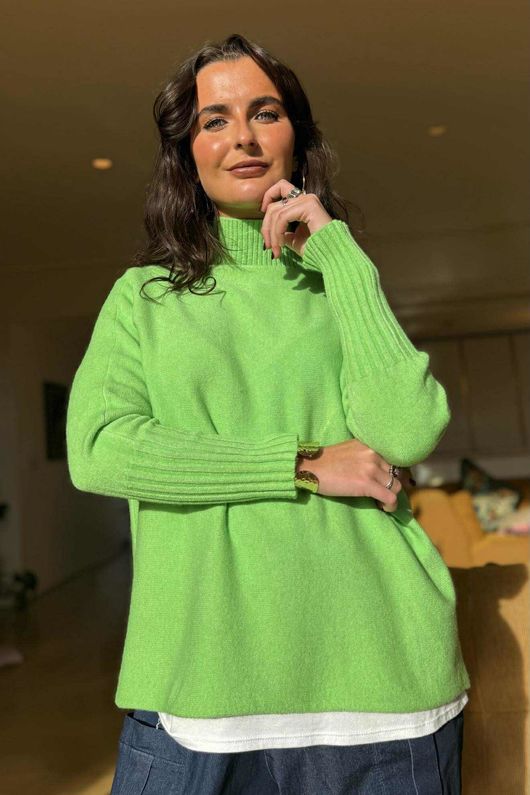 Conrad Classic Turtle Neck Knit Lawn