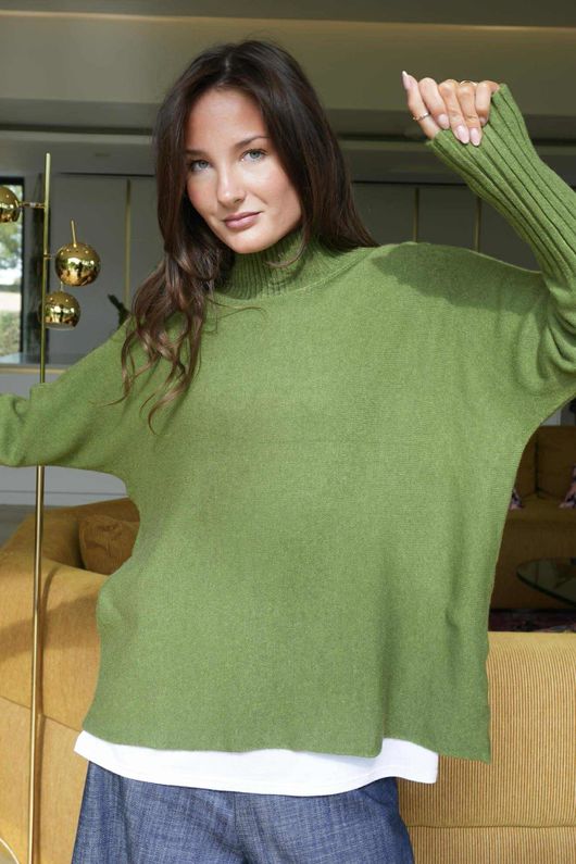 Conrad Classic Turtle Neck Knit Olive -