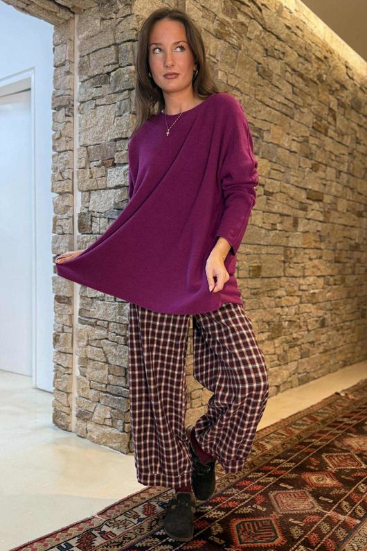 Conrad Oversized Boxy Knit Magenta /20=