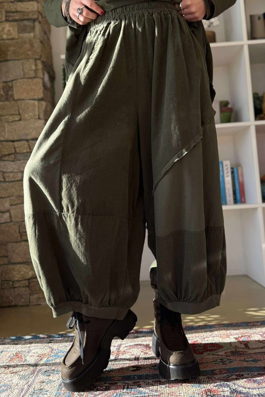 Cooper Needlecord Panel Bloom Pant Deep Moss - 