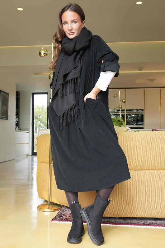 Cooper Needlecord Smock Dress Black  /10 =